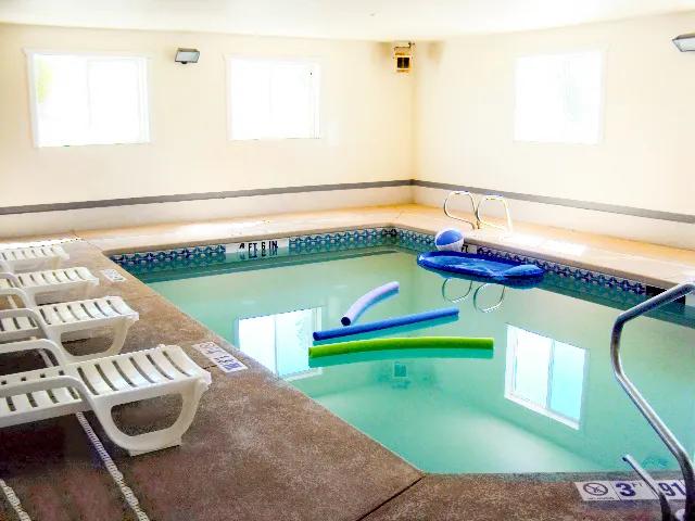 ABVI_GreenRiverUT_Amenities_Pool - 025C695B-8A1F-491E-8155CB6D8F7B1CE3