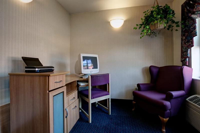 ABVIS_Racine_WI1772_Business Center - 0338C83D-2601-4928-BE0D963C1B97C3AD
