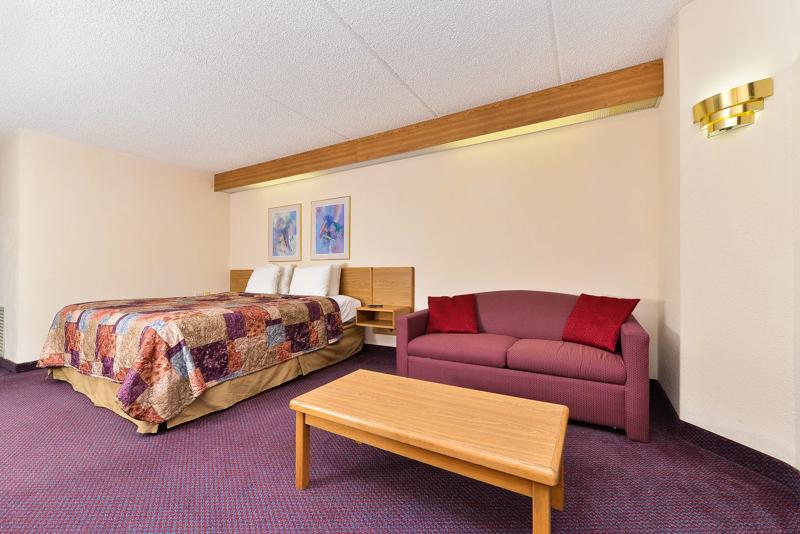 ABVI_MorrowAtlantaGA_GuestRooms_Queen Suite_Seating - 04D03943-54A5-480A-BE309171E8C860CB