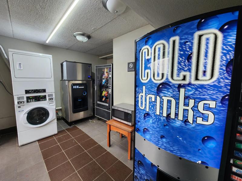 ABVI_ScottsHamiltonDrAR_Amenities_Vending and Laundry - 04DB6A58-447F-4020-B55054E4EFB2C53C
