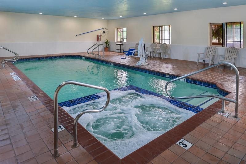 ABVI_HoustonFM1960&I45TX_Amenities_Indoor Pool_Angled - 052CF65B-A5F0-4AB1-A08998888958C029
