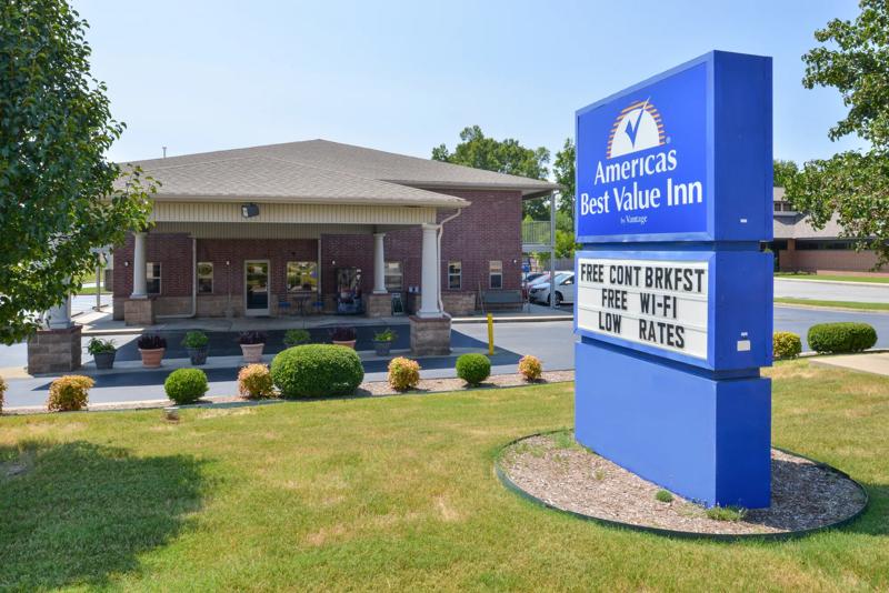 ABVI_BryantLittleRockAR_Exterior_Front_Sign - 05B7A415-1F14-47A2-8875C5AE0AE05F2F