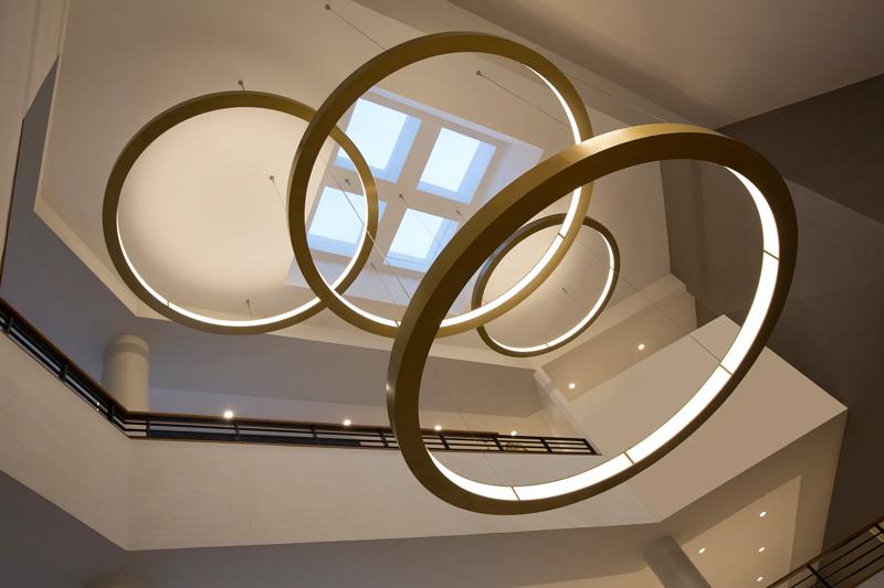 SHR_SiliconValley_Lobby_Lights_2 - 065ABACF-DBE0-49A5-AC4FE73EE5F28AD6