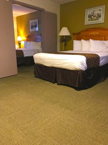 ABVI_AnchorageAirportAK_GuestRooms_Two Queens_VT - 07FD5187-EEDC-4022-956371FB91D97FE8