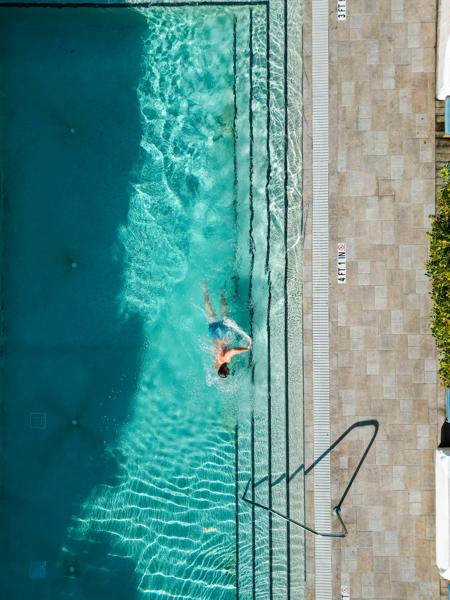 Amenities & Features at the Nautilus Hotel