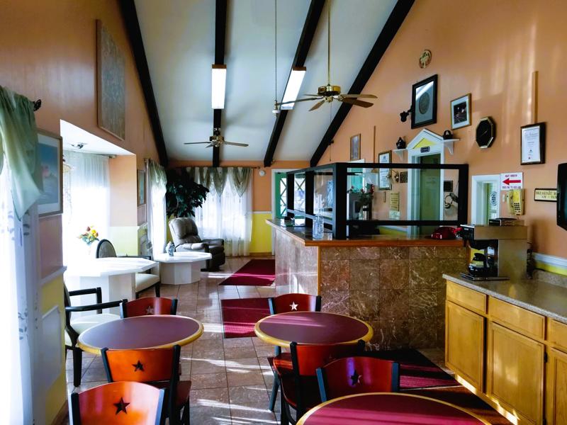ABVI_ArkansasCityKS_Lobby_Seating - 0A5BA169-0EAE-438D-B0272F0ABA76431B