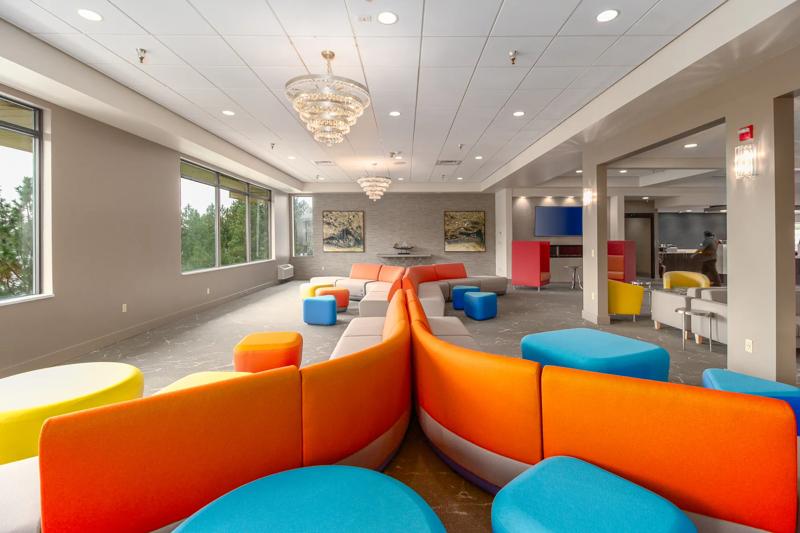 RLH_TemplinsOnTheRiver_IDTEM_Lobby-Seating - 0A6555C0-1F21-44A5-B552F279A541B345