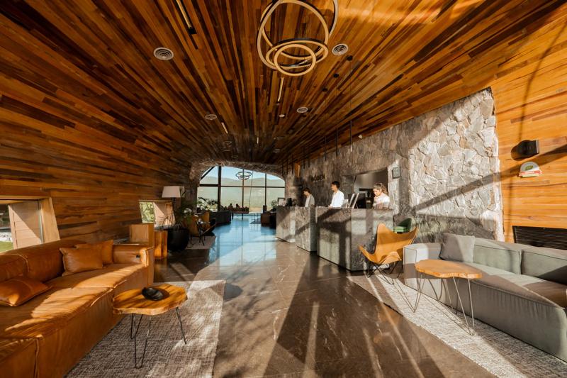 AKEN_Soul_Boden-Hotel-Spa_Front Desk - 0C8887AF-F386-40CB-B073AA4AEB207D42