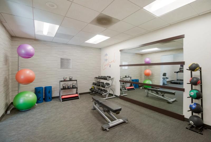 SEL_HuntingtonBeach_Amenity_FitnessCenter - 0C9B47A5-0CE9-4126-9F707B4EF4C4D7A6