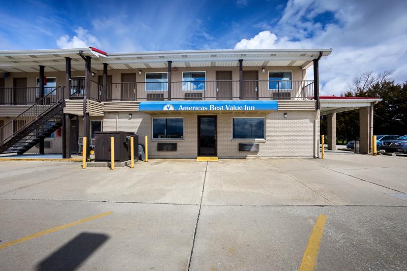 ABVI_CelinaOH_Exterior_Entrance - 0CAF2C44-6C0F-48E4-9627D1664D386B4C