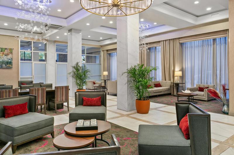 SHR-Baltimore-Lobby-1 - 0DFF72B9-0D16-4CB3-AAA25E3AAD321AA9