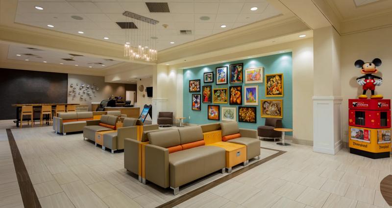 SHR_AnaheimResortArea_Lobby_DisneyArea - 0E1709CA-6BCA-43CD-A8DB81A31B869D89