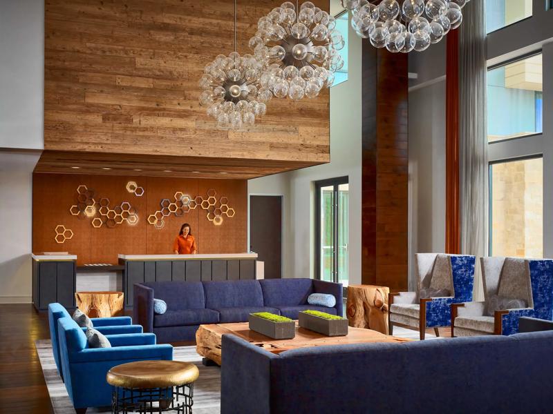 SHR_BeeCaveAustin_Lobby - 0E211EF0-EE49-48CE-82EFDDC41881DDD6