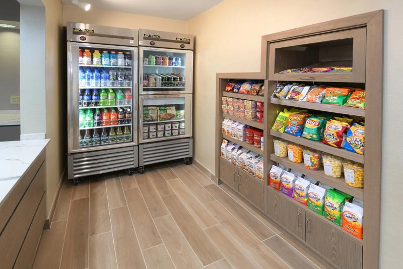 SES_Albuquerque_Amenities_Market - 0E9D56C9-8AC7-4E24-B2569B64C0C87F3E