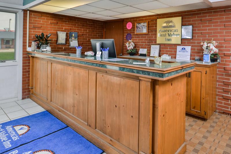 ABVI_EllsworthKS_Lobby_Front Desk - 0F137942-0C1E-4E21-A442BEC582A58879