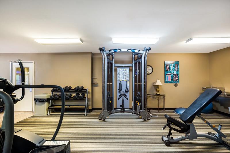 SIM_DenverWestFederalCenter_Amenities_Fitness Center_Exercise Equipment - 108E4EE6-97E9-4D20-A4BE62CEDB662AD5