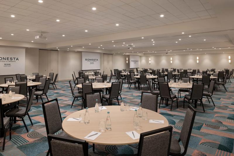 SHR_MiamiAirport_Meetings_Ballroom_Rounds - 1249136B-089A-48C2-A186C0F47C81284B