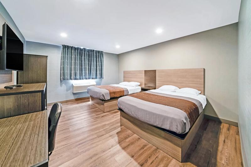 ABVI_FoxboroMA_GuestRooms_Two Queens_Room - 12568D34-078D-4858-8C9B2F66C730B4B1