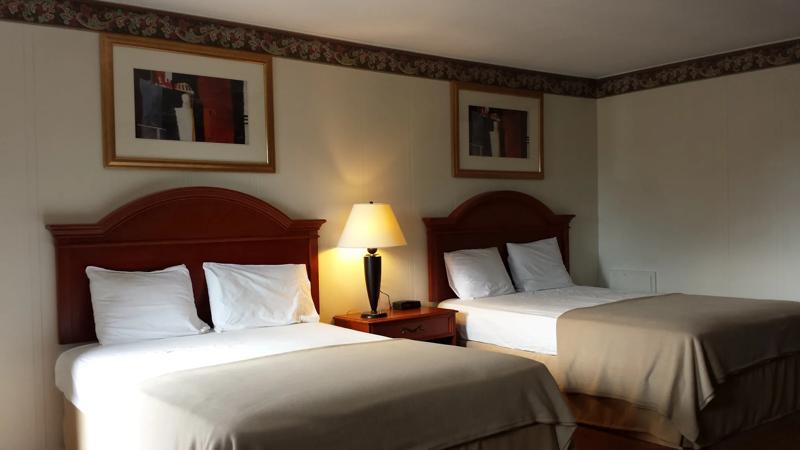 ABVI_PalmyarHersheyPA_GuestRooms_Two Queens_Beds_Angled - 13BF7D4B-D341-4795-BAE745389FE92F62