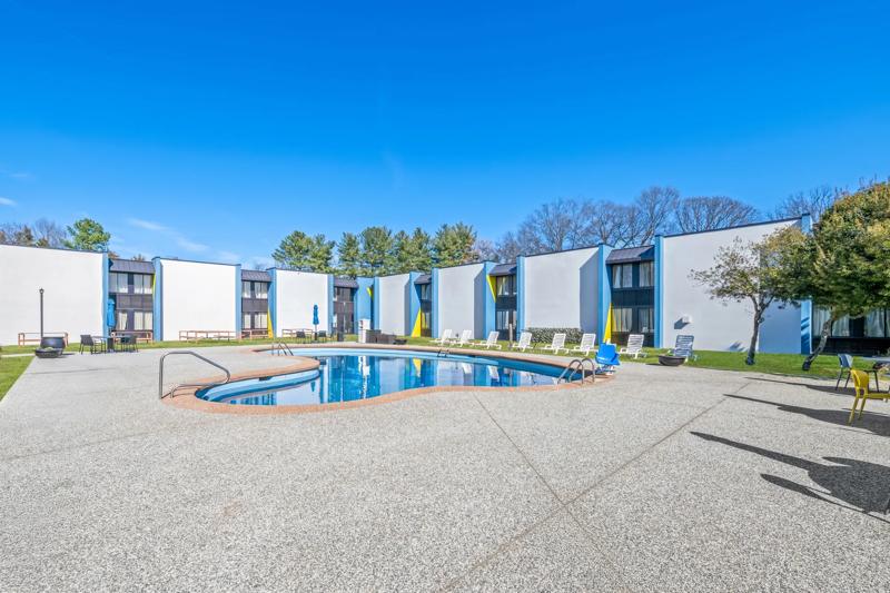 SEL_Statesville_NC6207-Pool-2 - 1602E718-D583-4822-BBEB0FC338F410F2