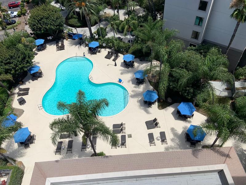 SHR_AnaheimResortArea_Amenity_OutdoorPool_2 - 168D6AB9-1724-4F93-B6305AE0ECCD7566