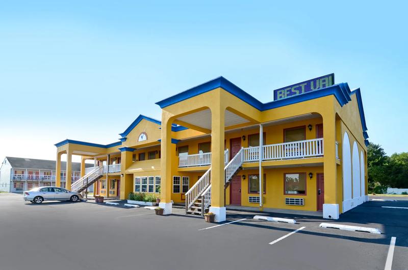 ABVI_PrincessAnneMD_Exterior_Front_Angled - 17E2B50C-49A7-4DBD-A4068B6A3D162A3B