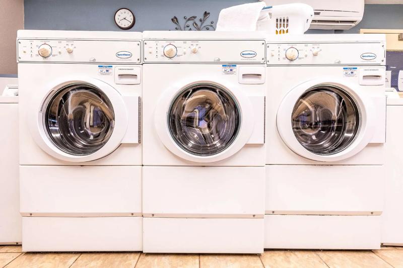 SIM_DetroitWarren_Amenities_Laundry - 1871276E-3271-4235-90D2BF86A243A63A