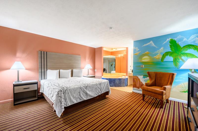 ABVI_HelfinAL_GuestRooms_Jacuzzi Suite_Bed - 192CE4F5-CE2C-464F-BAFAB0B6A2870FA6
