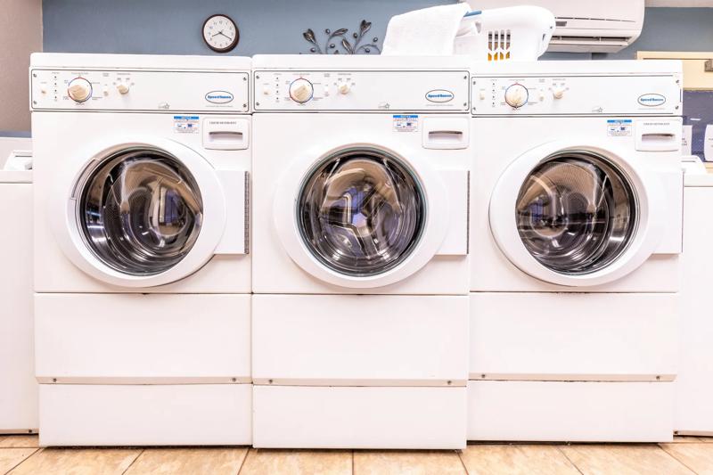 SIM_Albuquerque_Amenities_Laundry - 1AC19E0F-6E5B-45E0-90DAF4E152E7FEB9