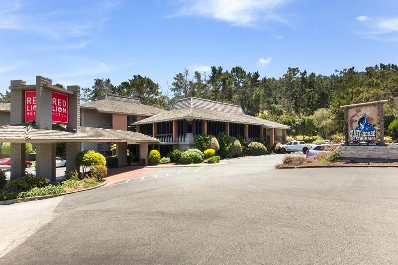 RLH_Monterey_CA7112_Exterior_2 - 1D262B70-5714-4D65-AABB975082D4731B