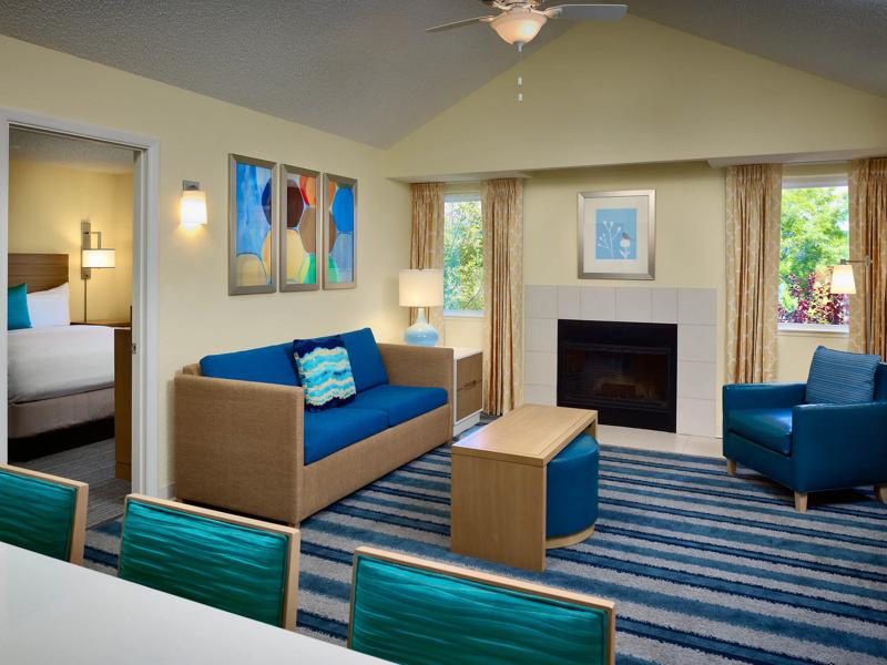SES_Flagstaff_Suite_TwoBedroomFireplace - 1DB3B004-FDCC-4422-863823EC177F4684