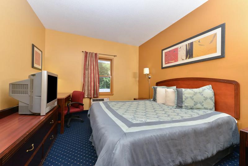 ABVI_StoneMountainAtlantaGA_GuestRooms_Single_Bed - 1EB39C5F-AED3-470A-943E09F98EF10D64