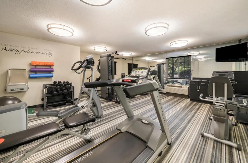SIM_Hampton_Amenities_Fitness Center_Full View - 21E49A99-B500-4327-B64E6EC57CD74421