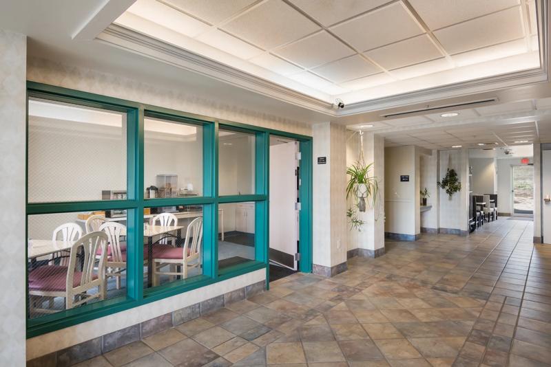RLIS_Butte_MT_Lobby - 224DFF25-48DE-42E6-A932A1CDED231CEA