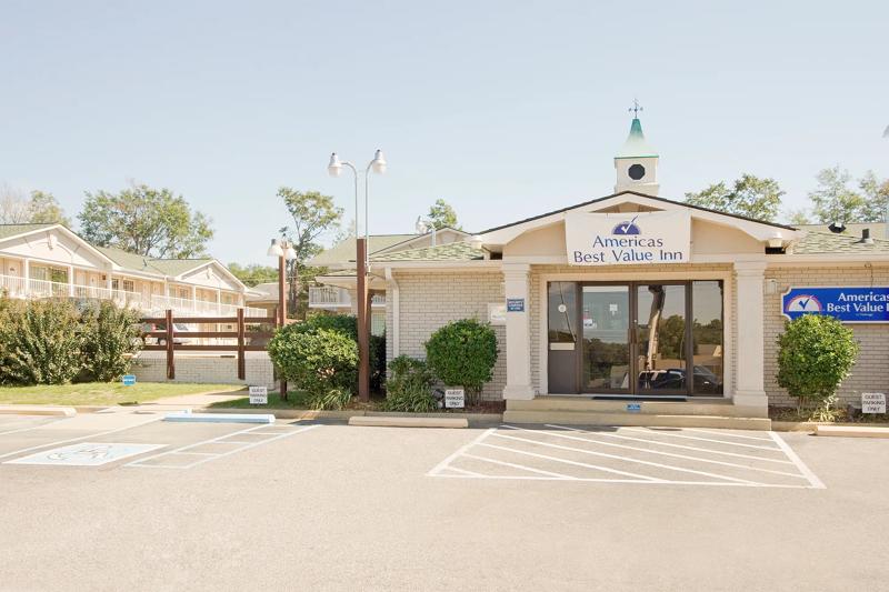 ABVI_TuscaloosaAL_Exterior_Front - 26C4208E-4074-4A36-99EA65E62D7485DA