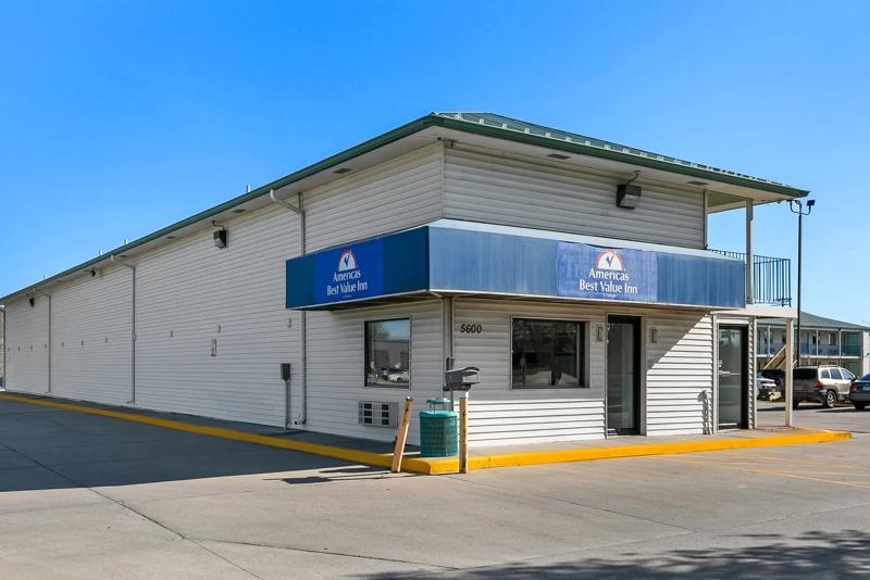 ABVI_LincolnNE_Exterior_Side_Zoomed - 28A67C3E-BCA6-472B-BB2195EC58D1B400