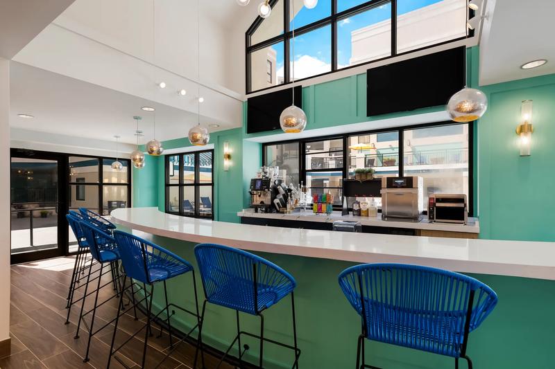 SES_OrlandoInternationalDrive_Dining_CoffeeBar_2 - 28B1C16F-B333-4714-986EDCE3ACCA831B