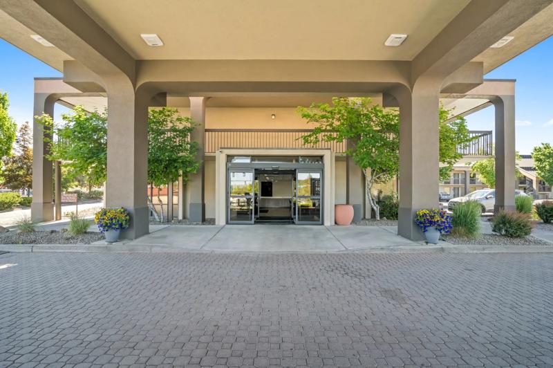Red Lion Inn & Suites Deschutes River Bend