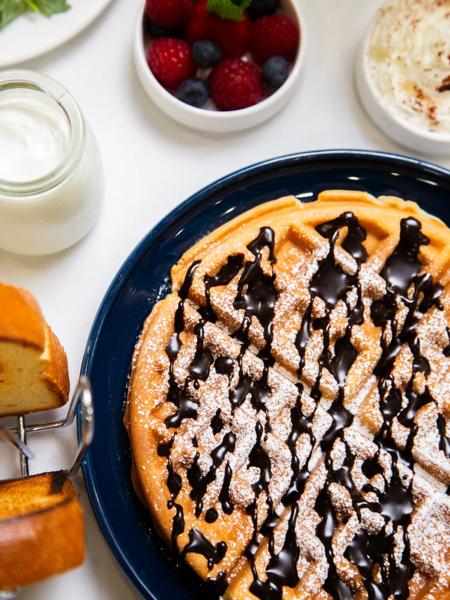 SHR_RegencyMiami_Dining_Waffles_6 - 2AEED691-80A1-4881-9D0F5FF1AF6B9F1B
