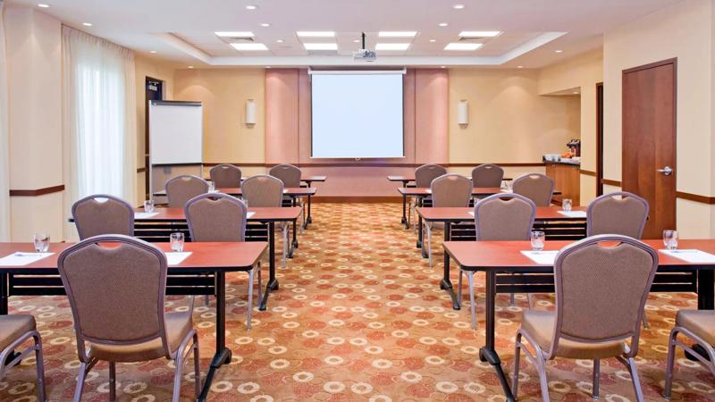 SEL_AtlantaDuluth_Meeting Space_Classroom Set Up - 2B2B90C7-1FFC-4F20-9574F601447634F2