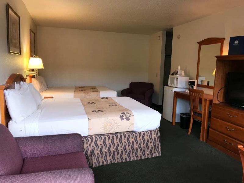 ABVI_PendletonOR_GuestRooms_Two Queens_Side View - 2B30AB1D-83AA-4B22-A379262548AA7C73