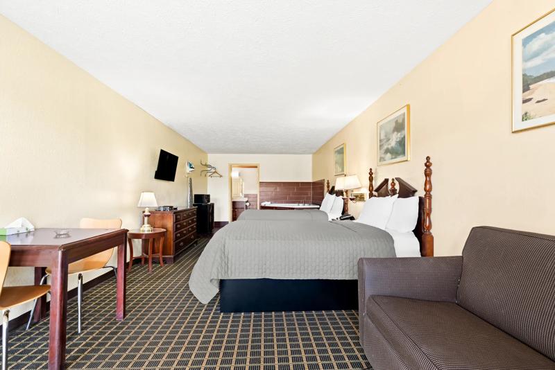 ABVI_MtPleasantTN_GuestRooms_Two Doubles with Jacuzzi_Room - 2B68DA87-1C01-4AD7-B2CE01A6343308B6