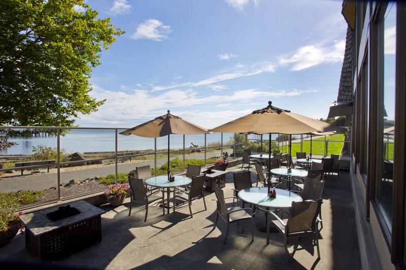 RLH_PortAngeles_WAANGE_Patio_160827_1080 - 2BE4476A-3A97-44BE-871BA1FDB085E852