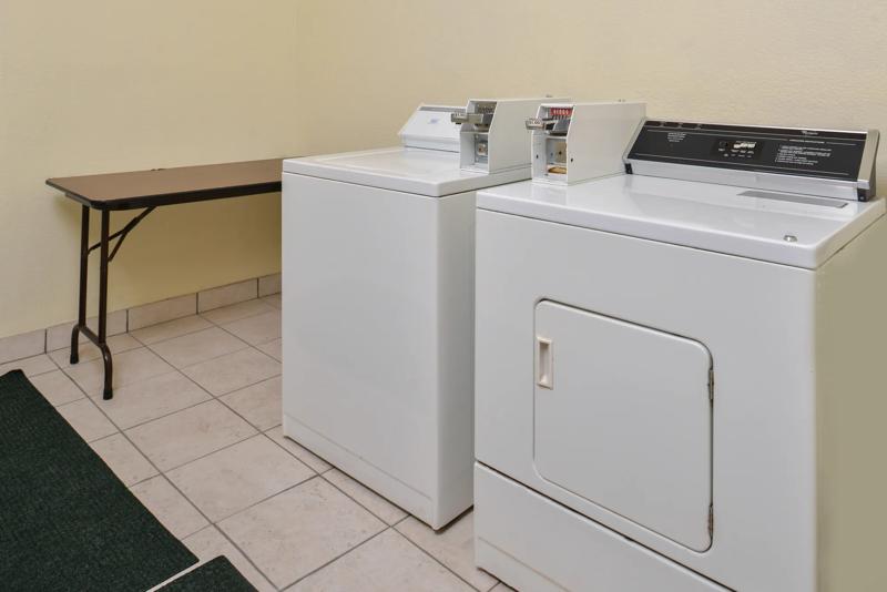 ABVI_HoustonFM1960&I45TX_Amenities_Laundry - 2C5B2B4B-98E2-4693-97482B275C8E7C2C