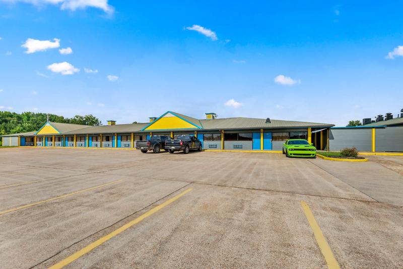 ABVI_AberdeenMS_Exterior_Front - 2C728BB2-4874-423C-94B33332A57758AA