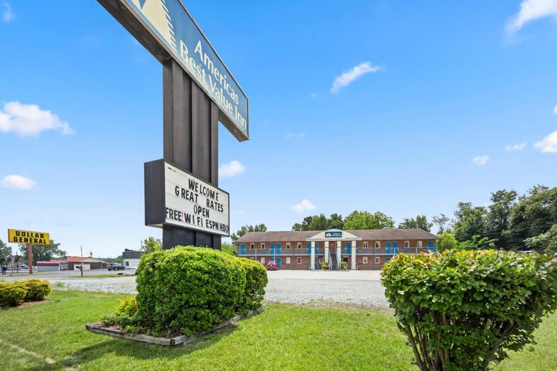 ABVI_RoxboroNC_Exterior_Sign - 2CEC827A-31CB-4322-A680A72140B25732