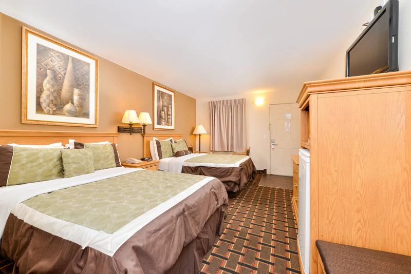 ABVI_NashvilleDowntownTN_GuestRooms_Two Doubles_Beds.jpg - 2DCD38B2-B7A0-43BC-92574A124C460C4B