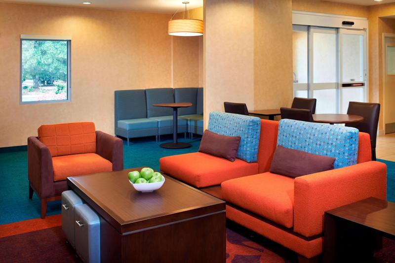 SES_DetroitWarren_Lobby_3 - 2EDD6461-6134-4566-B28F286C8583F571