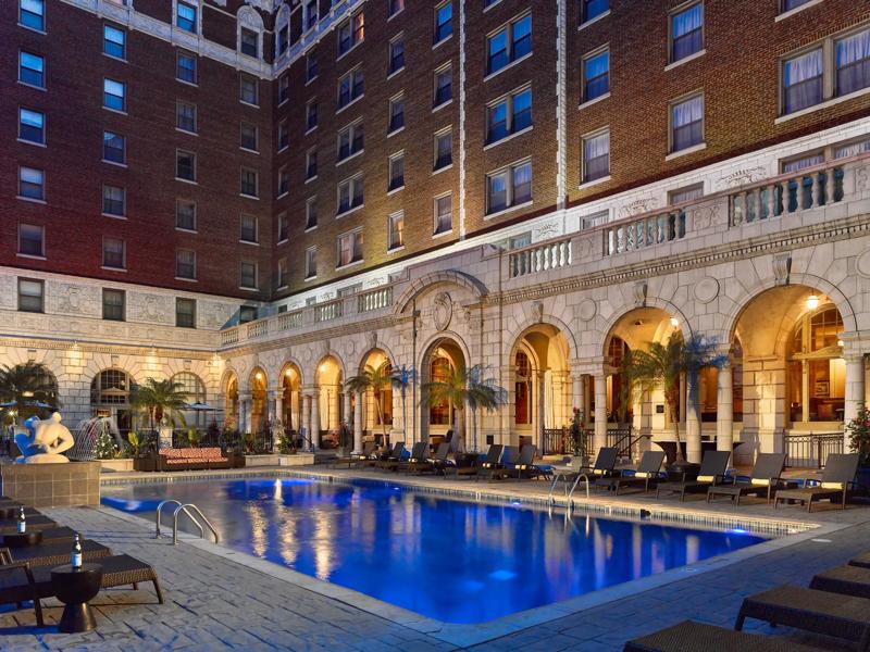 The pool of the hotel at night