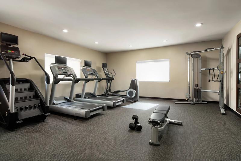 SEL_LosAngelesTorranceSouthBay_Amenity_FitnessCenter - 31411ACD-1CB6-439B-B735B72401B528FA